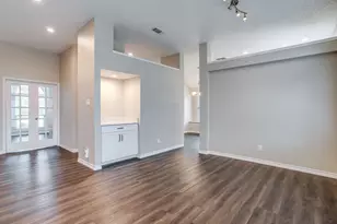 7901 Ember Oaks Dr, North Richland Hills, TX 76182 - Photo 12