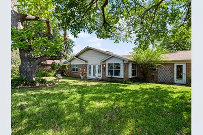 6309 Solona Circle N, Haltom City, TX 76117 - Photo 24