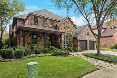 2101 Meadows Avenue, Lantana, TX 76226 - Photo 2