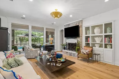 2101 Meadows Avenue, Lantana, TX 76226 - Photo 8