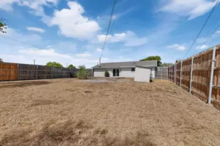 3204 Pacesetter Dr, Dallas, TX 75241 - Photo 22