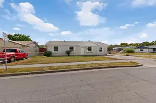 3204 Pacesetter Dr, Dallas, TX 75241 - Photo 2