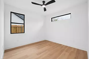1652 W Wintergreen Rd, Lancaster, TX 75134 - Photo 18