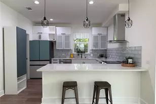 201 E 10th St, Kaufman, TX 75142 - Photo 4