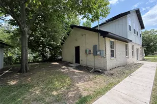 201 E 10th St, Kaufman, TX 75142 - Photo 30