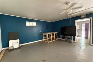 201 E 10th St, Kaufman, TX 75142 - Photo 28