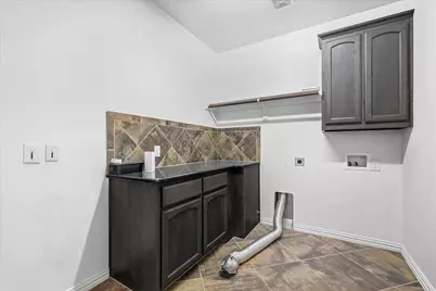 209 Highland Hills Boulevard, Decatur, TX 76234 - Photo 20