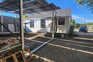 2742 E Overton Rd, Dallas, TX 75216 - Photo 8