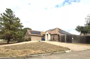 1406 Chancellor Dr, Kaufman, TX 75142 - Photo 1