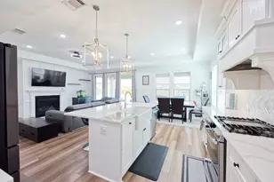 4312 Hollandwood Dr, McKinney, TX 75071 - Photo 6
