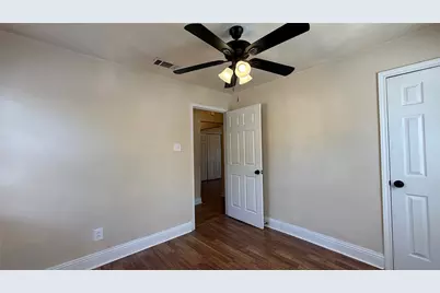 2644 Berryhill Drive, Fort Worth, TX 76105 - Photo 10