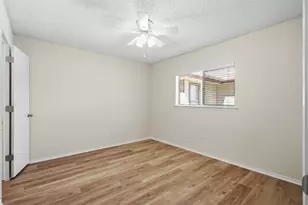 2405 Amber Hill Ln, Euless, TX 76039 - Photo 24