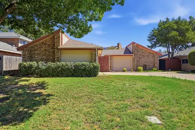 2405 Amber Hill Lane, Euless, TX 76039 - Photo 1