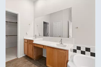 1420 Hudspeth Drive, Carrollton, TX 75010 - Photo 22