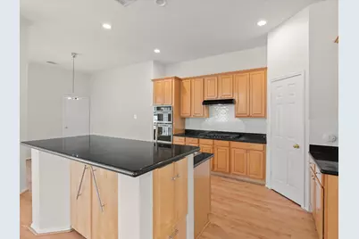 1420 Hudspeth Drive, Carrollton, TX 75010 - Photo 8