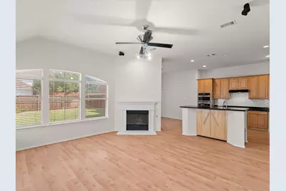 1420 Hudspeth Drive, Carrollton, TX 75010 - Photo 2
