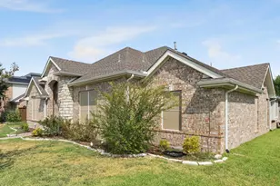 1420 Hudspeth Dr, Carrollton, TX 75010 - Photo 34