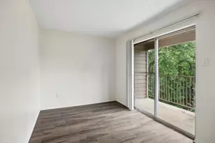 6050 Melody Ln, Dallas, TX 75231 - Photo 10