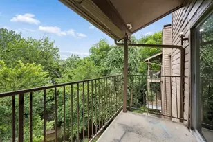 6050 Melody Ln, Dallas, TX 75231 - Photo 14
