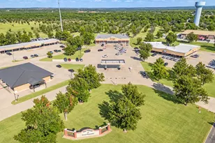 8017 W Landings Rd, Granbury, TX 76049 - Photo 34