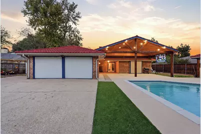 1010 Florence Drive, Duncanville, TX 75116 - Photo 2