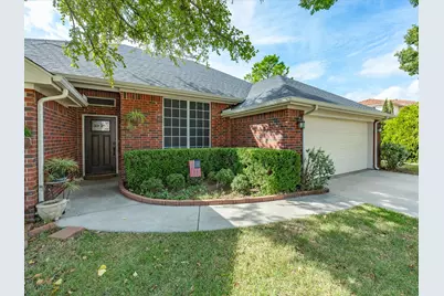 2106 Ridgewood Drive, Bridgeport, TX 76426 - Photo 2