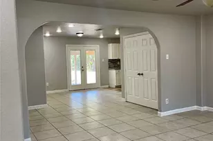 6912 Heritage Ln, Fort Worth, TX 76134 - Photo 8