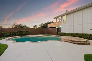 8639 Clover Meadow Dr, Dallas, TX 75243 - Photo 36