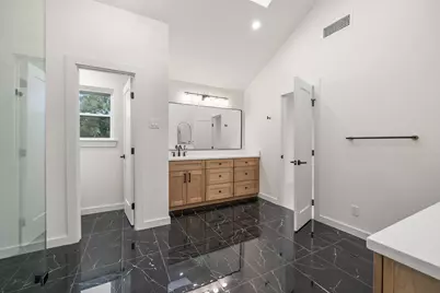 8639 Clover Meadow Drive, Dallas, TX 75243 - Photo 24