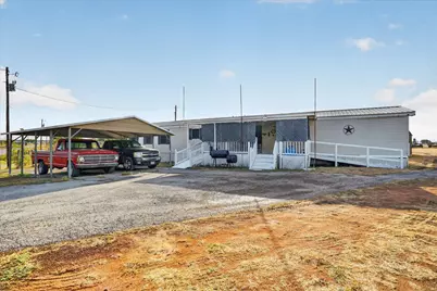 5703 N Sunchase Drive, Granbury, TX 76049 - Photo 1