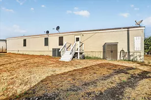5703 N Sunchase Dr, Granbury, TX 76049 - Photo 36