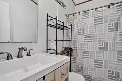 5703 N Sunchase Drive, Granbury, TX 76049 - Photo 28