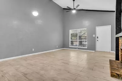 2604 Nina Circle, Grand Prairie, TX 75052 - Photo 8