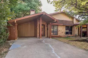 2604 Nina Cir, Grand Prairie, TX 75052 - Photo 1