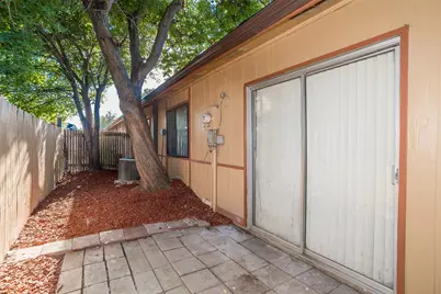 2604 Nina Circle, Grand Prairie, TX 75052 - Photo 4