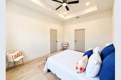 5504 Curzon Avenue, Fort Worth, TX 76107 - Photo 12