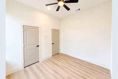 5504 Curzon Avenue, Fort Worth, TX 76107 - Photo 20