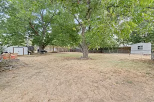 508 NW Newton Dr, Burleson, TX 76028 - Photo 24