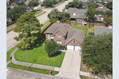 11001 Thornwood Drive, La Porte, TX 77571 - Photo 32