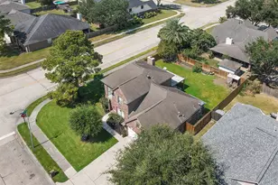 11001 Thornwood Dr, La Porte, TX 77571 - Photo 36