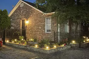 2340 North Chandler Dr E, Fort Worth, TX 76111 - Photo 4
