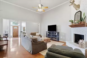 2705 Mimosa Ct, Bedford, TX 76021 - Photo 10