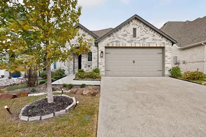 1636 Whispering Meadow Drive, Van Alstyne, TX 75495 - Photo 2