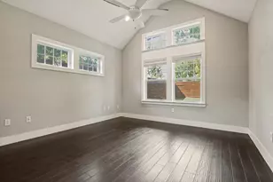 629 Bishop Heights Ln, Dallas, TX 75208 - Photo 30