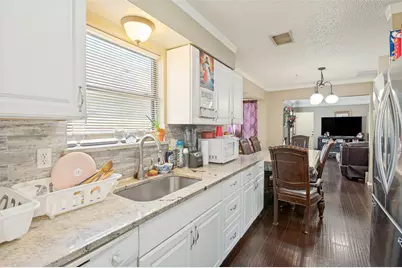 1325 Abbott Drive, Irving, TX 75060 - Photo 10