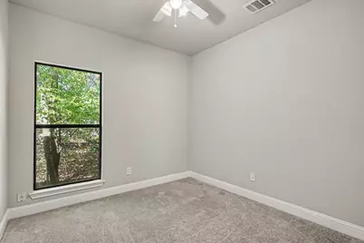 4221 Cardinal Drive, Dallas, TX 75216 - Photo 10