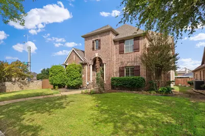 2241 Magic Mantle Drive, Lewisville, TX 75056 - Photo 2