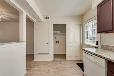 2826 Wimbledon Court #B, Garland, TX 75041 - Photo 8