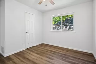 1476 Hampton Rd, Grapevine, TX 76051 - Photo 16