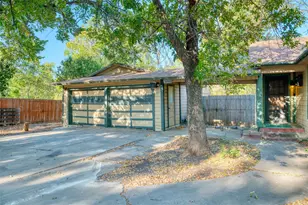 3233 Jane Ln, Haltom City, TX 76117 - Photo 6